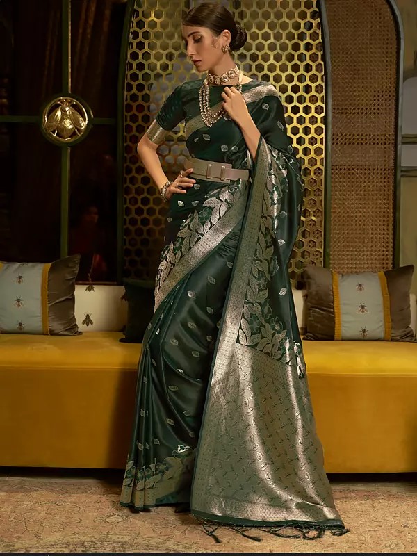 Wedding Wear Leaf Pattern Handloom Weaving Silk Saree with Contrast Pallu