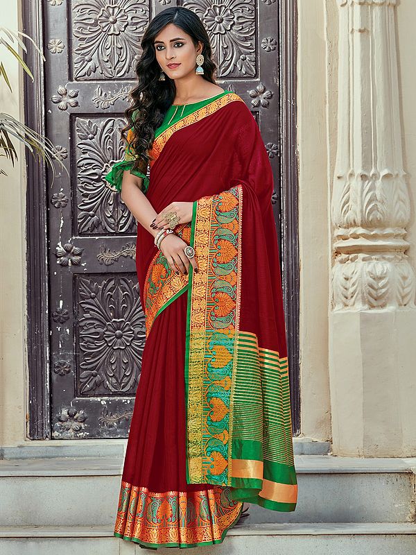 Falu-Red Cotton Handloom Saree With Floral Boreder And Blouse