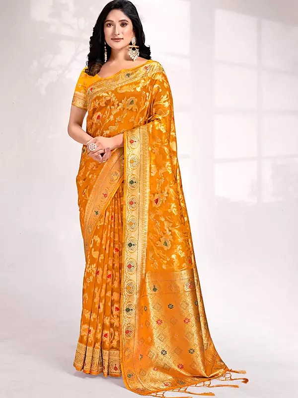 Orgenza Traditional Wear Weaving Tassel Saree And Golden Border-Pallu With Blouse