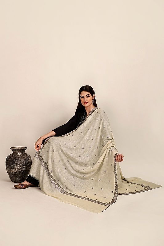 Cannoli-Cream Handloom Pure Pashmina Shawl from Kashmir with Sozni-Embroidery by Hand