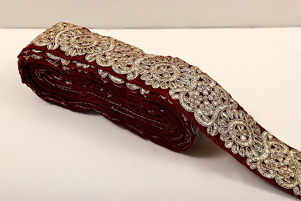 Zari-Embroidered Flower Vine Velvet Border
