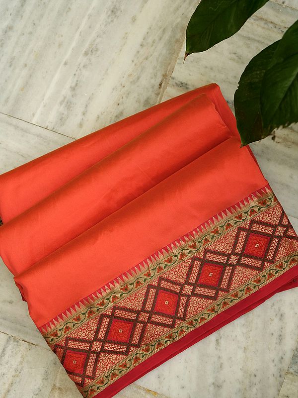 Poppy-Red Plain Banarasi Silk Saree With Green Butta Pallu