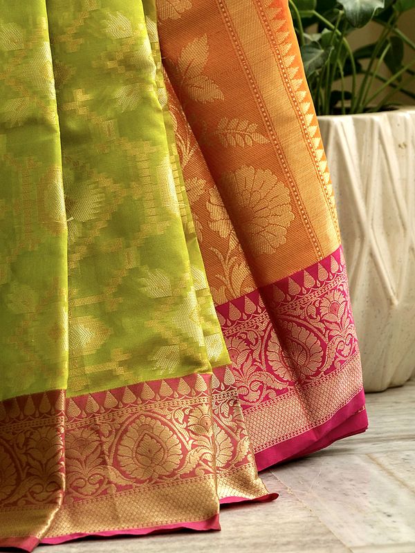 Green-Glow Banarasi Silk Saree With Patola Brocaded Butta Pattern