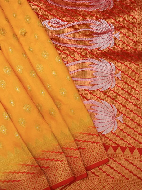 Banarasi Art Silk Saree with Floral Butta Motif and Bold Paisley Motif Pallu