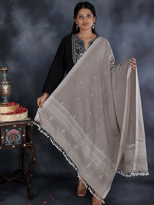 Almond-Milk Shawl with Contrast Weave Pattern