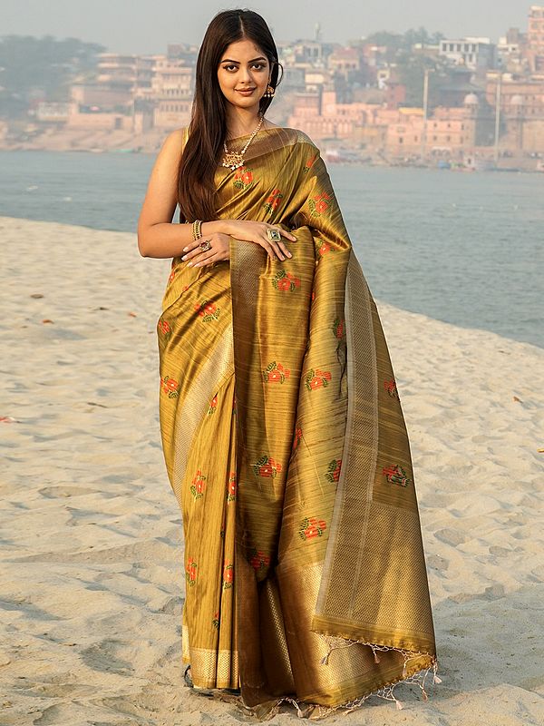 Banarasi Handloom Linen Silk Saree With Poppy Floral Motif On The Body And Rhombus Pattern Broad Border