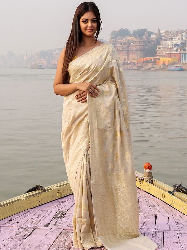 White-Smoke Banarasi Munga Silk Handloom Saree With Floral Butta Pattern And Broad Border