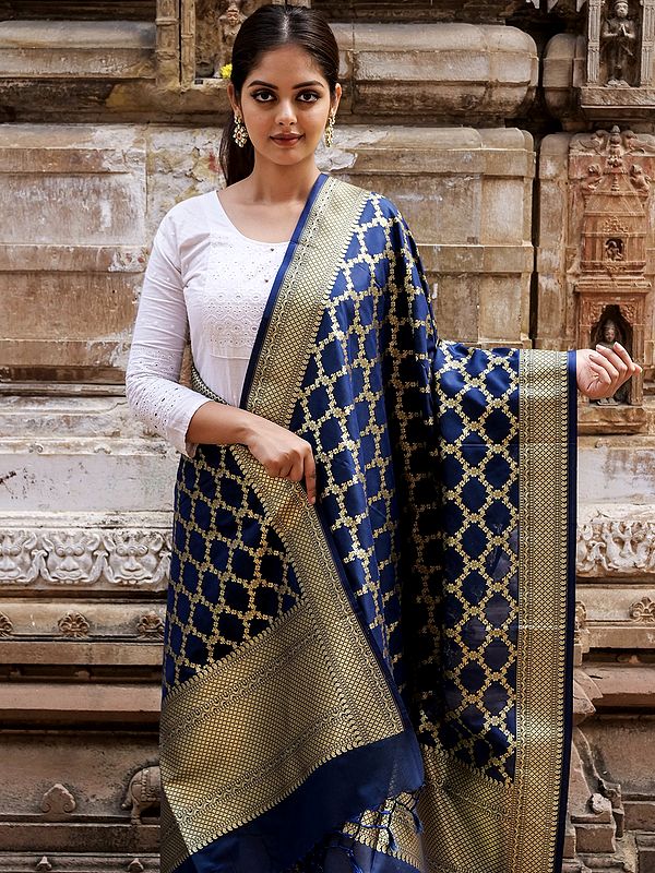 Floral Jaal Motif Banarasi Dupatta