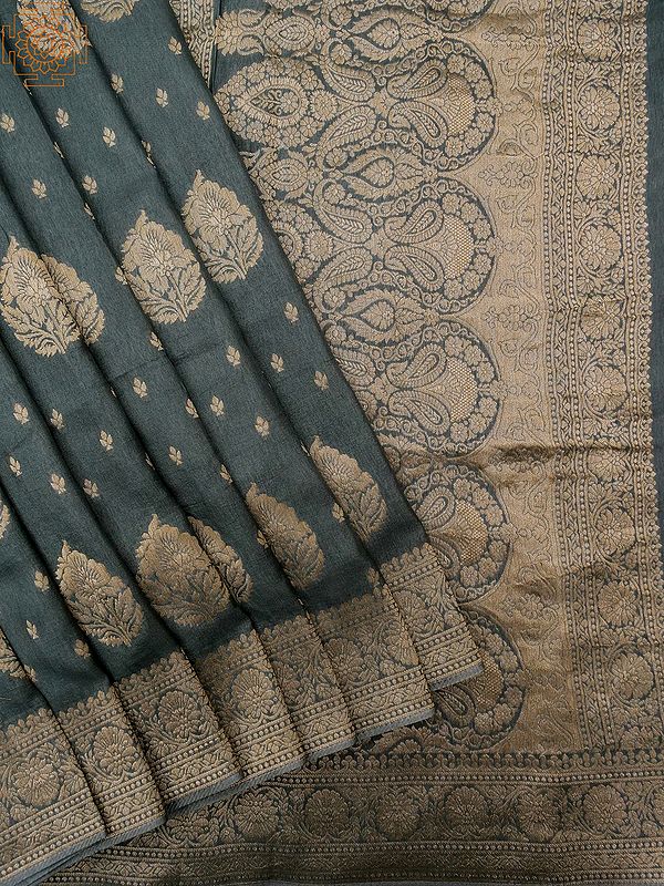 Pure Munga Silk Banarasi Saree with Contrast Floral Motif with Vine Pattern Border and Fringe