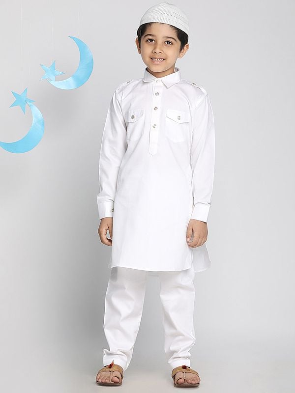 White Cotton Pathani Kurta Pajama Suit Set With Prayer Cap