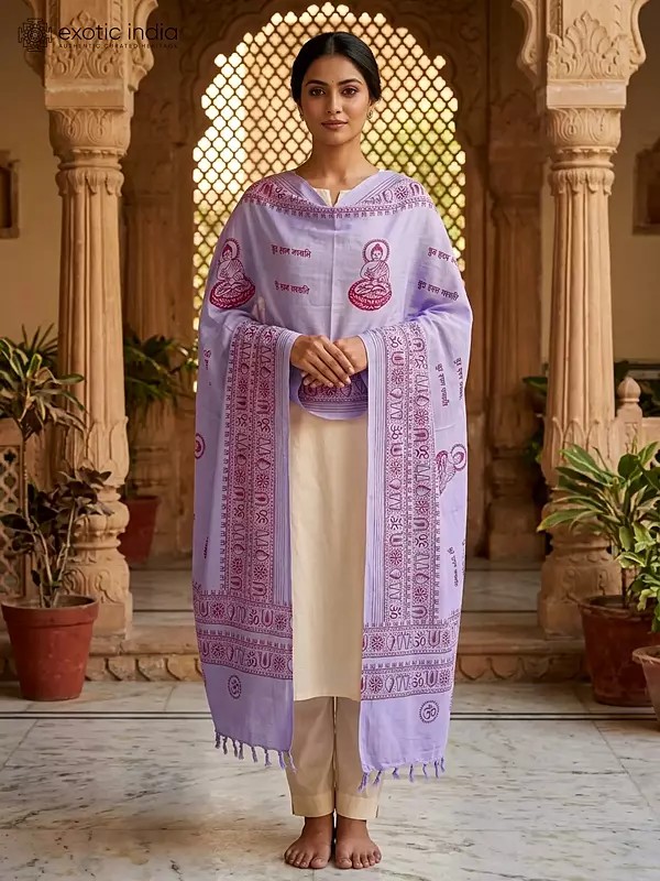 Peaceful Buddha Prayer Stole Featuring 'Buddham Saranam Gacchami'