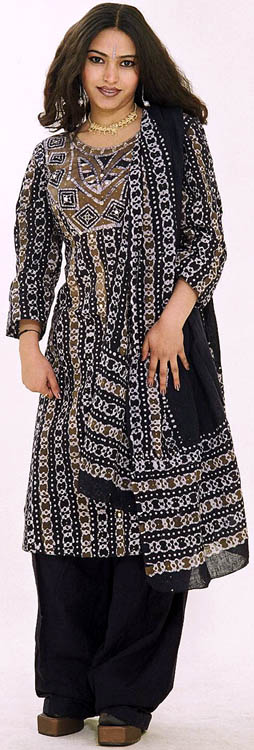Gujarati Batik Suit with Mirror Work