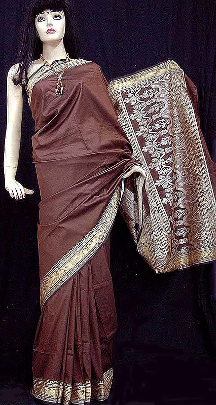 Hand Woven Banarasi Sari with Thread Weave