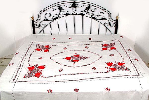 Off-White Floral Bedspread with Kashmiri Embroidery