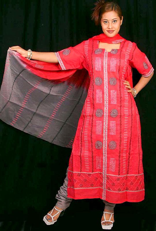 Pure Cotton Suit with Thread Work