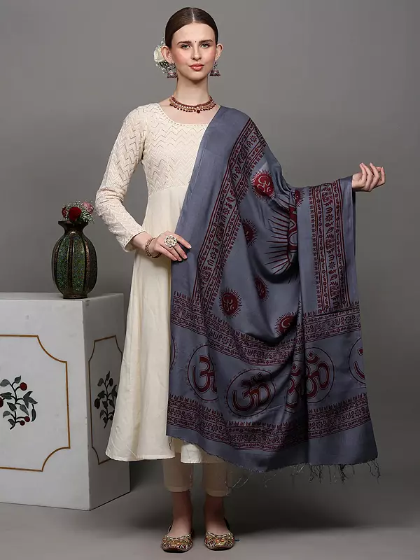 Prayer Shawl with Printed Large Om
