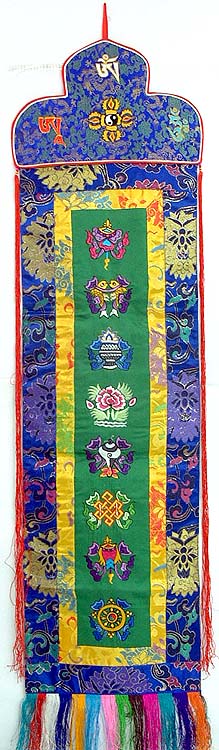 The Eight Symbols of Good Fortune (Auspicious Wall Hanging for The Entrance to the House)