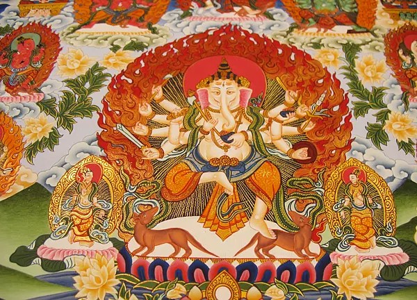 Ganesh in Bloom（ガネーシャ・イン・ブルーム） Image of Lord Ganesha Idol Isolated In White Background