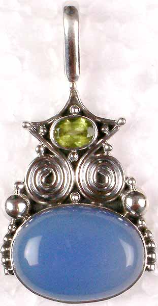 Chalcedony with Swirls and Peridot