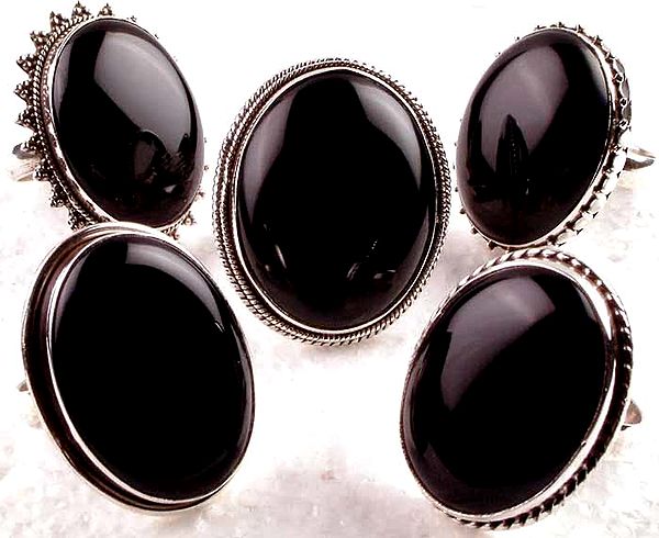 Lot of 5 Oval Black Onyx Rings
