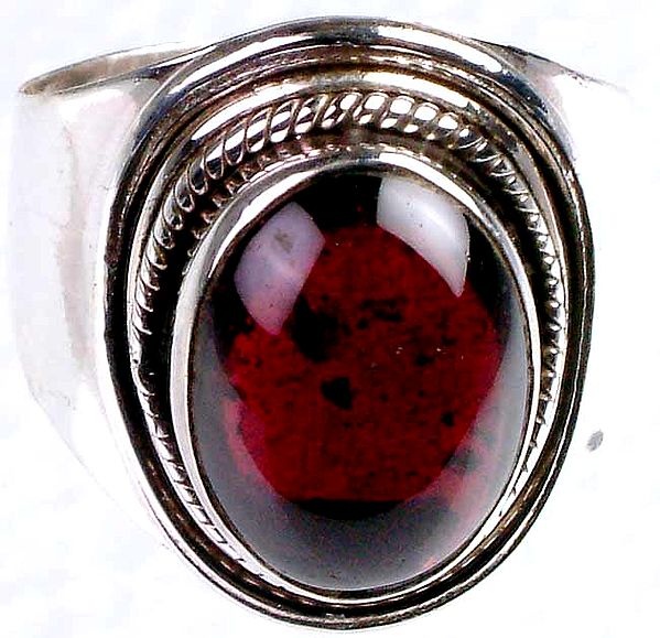 Oval Garnet Ring