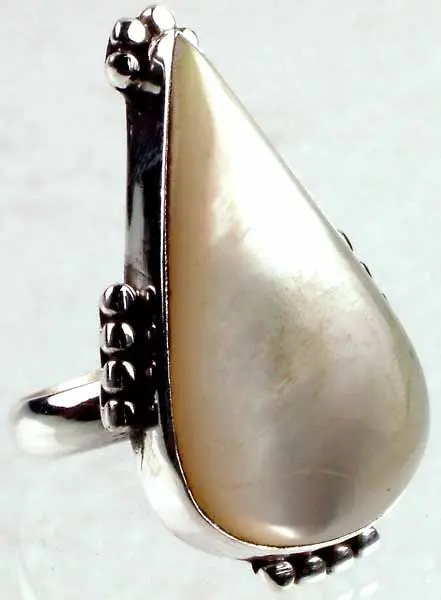 Tear Drop Shell Ring