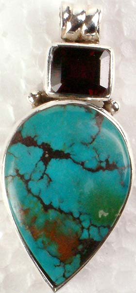Turquoise in Combination with Faceted Garnet