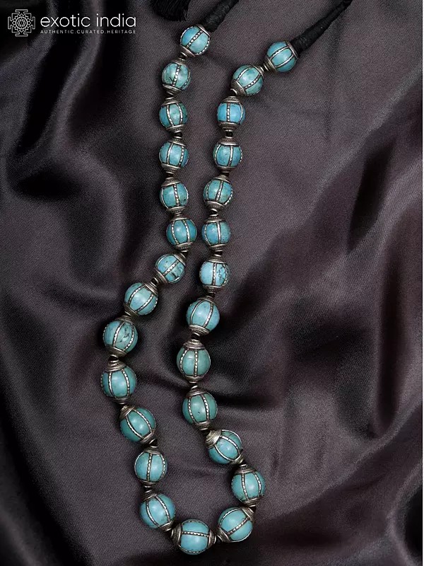 Turquoise Beads necklace With Patterned Silver Border