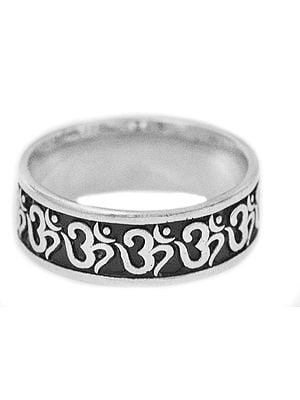 купить серебряное кольцо Om (AUM)